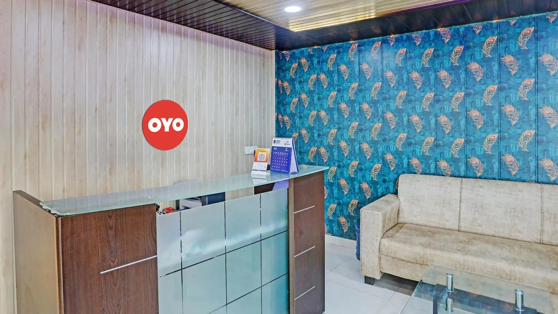 Oyo Flagship Gv Palace Varanasi Hindistan