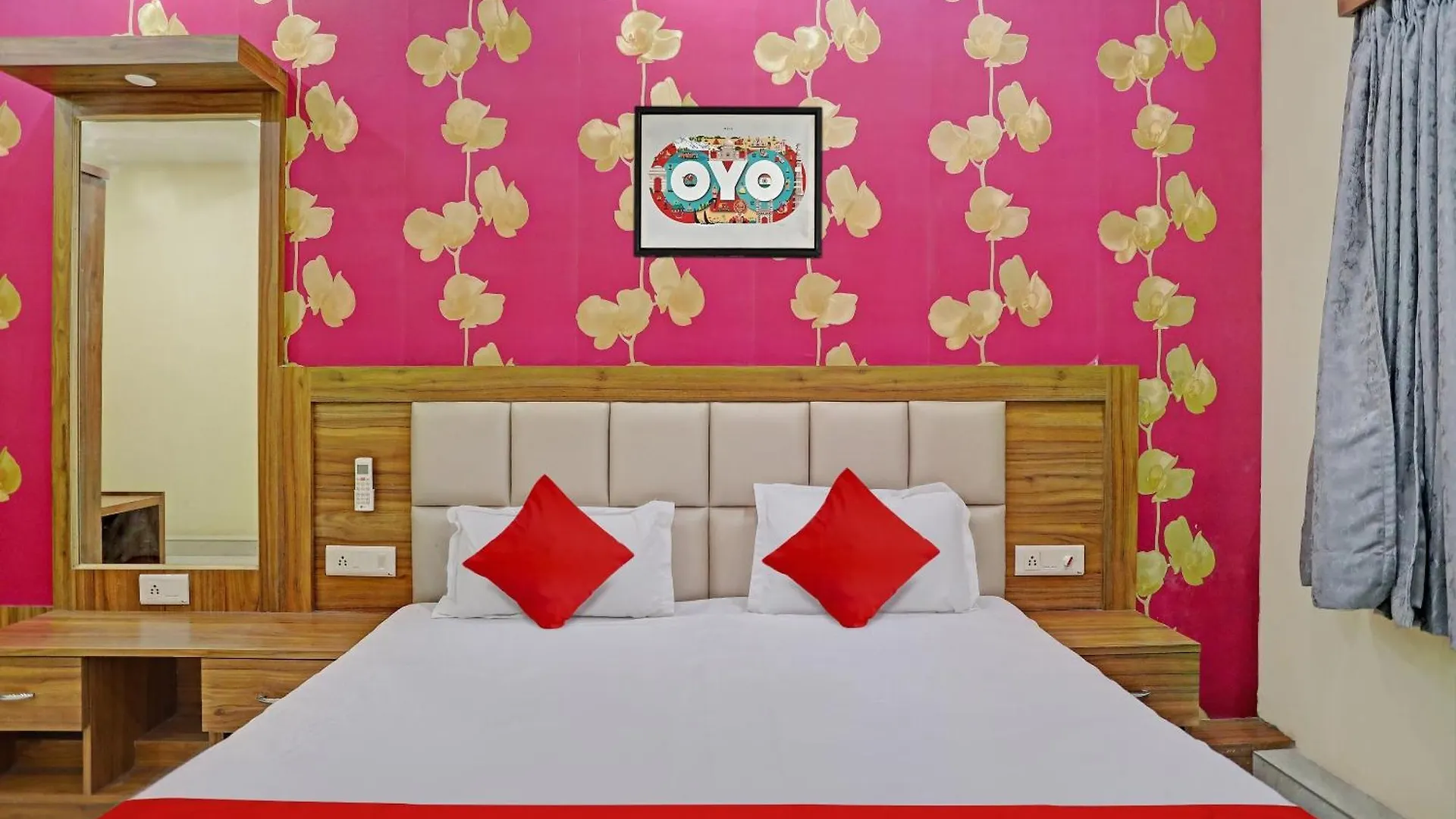 Oyo Flagship Gv Palace Varanasi
