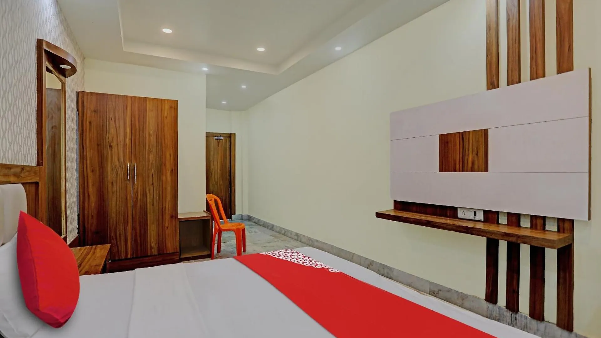 Otel Oyo Flagship Gv Palace Varanasi