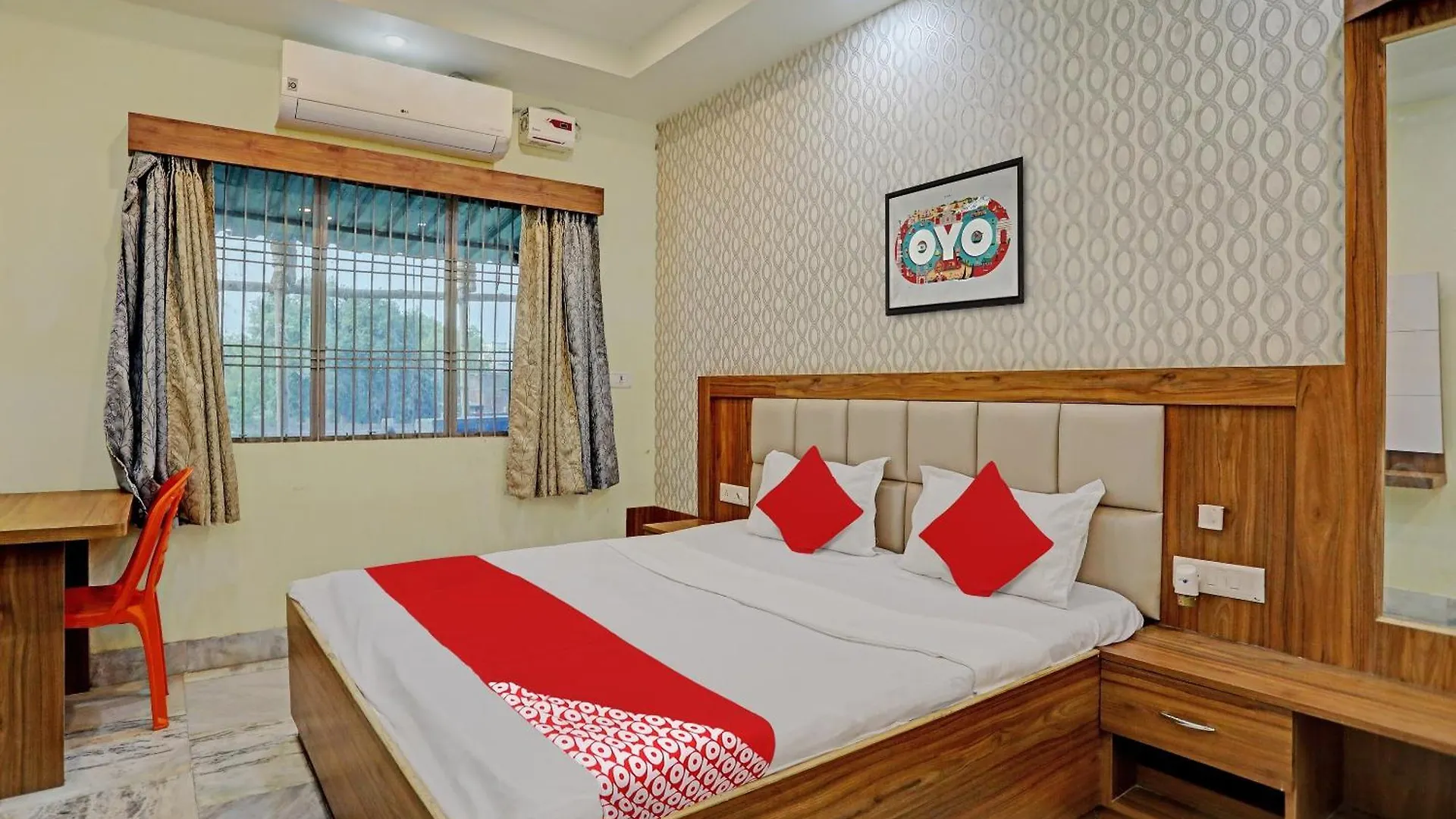 *** Otel Oyo Flagship Gv Palace Varanasi Hindistan